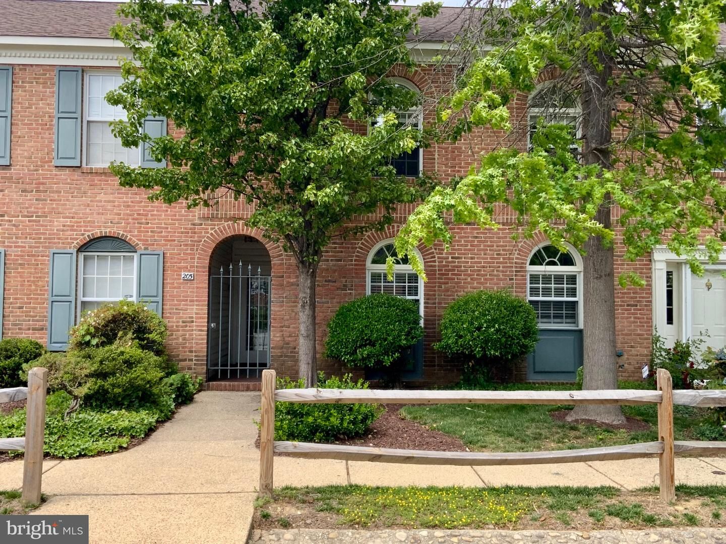 Property Photo:  205 Heather Court  MD 20646 