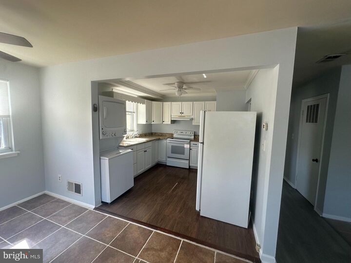 Property Photo: 24 Florence Tollgate Place -6 NJ 08016