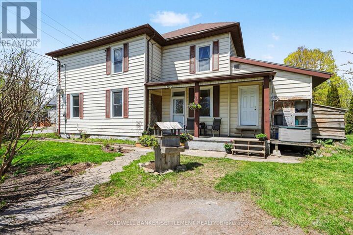 Property Photo:  9 Jubilee Street  ON K7A 2W9 