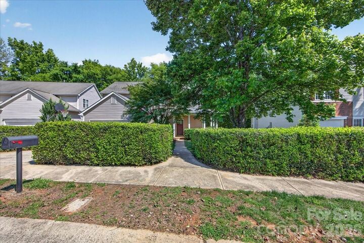 Property Photo: 9200 Royal Highlands Court NC 28277