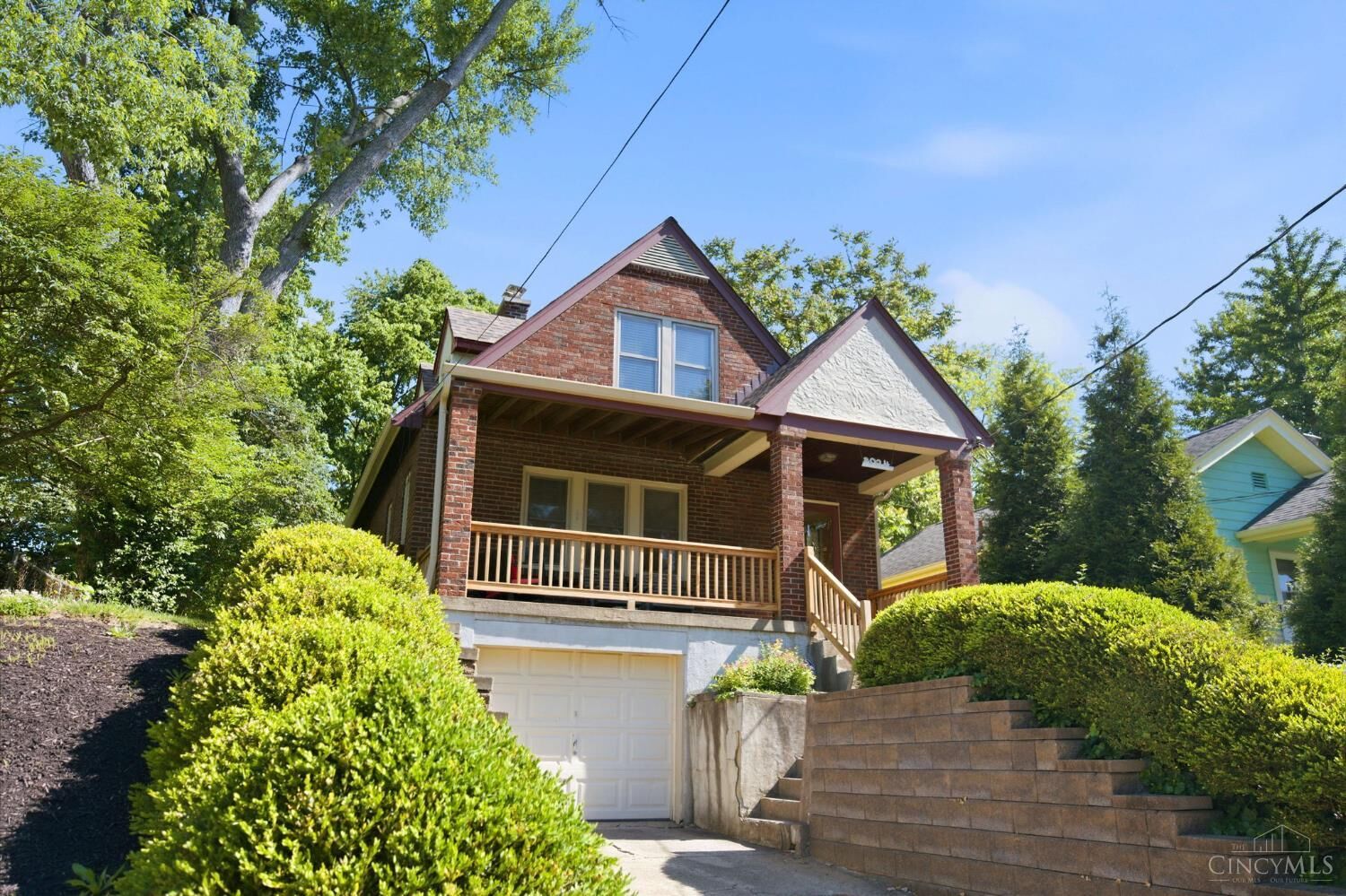Property Photo:  3024 Mapleleaf Avenue  OH 45213 