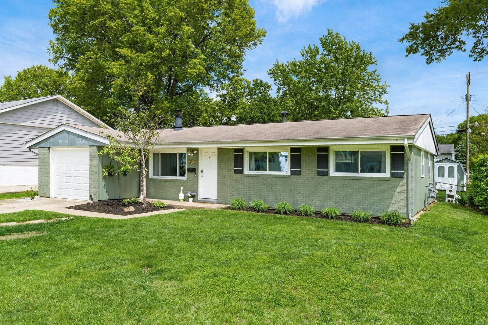 Property Photo:  332 Baroness Way  OH 43230 