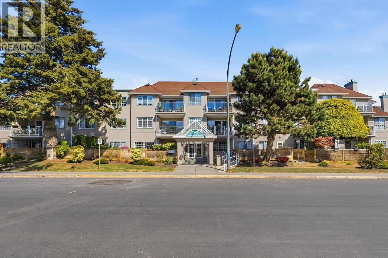 Property Photo:  1140 55 Street 102  BC V4M 3J8 