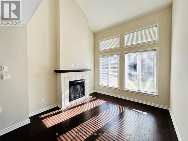 Property Photo:  726 Guardian Grove  ON K1X 0B2 