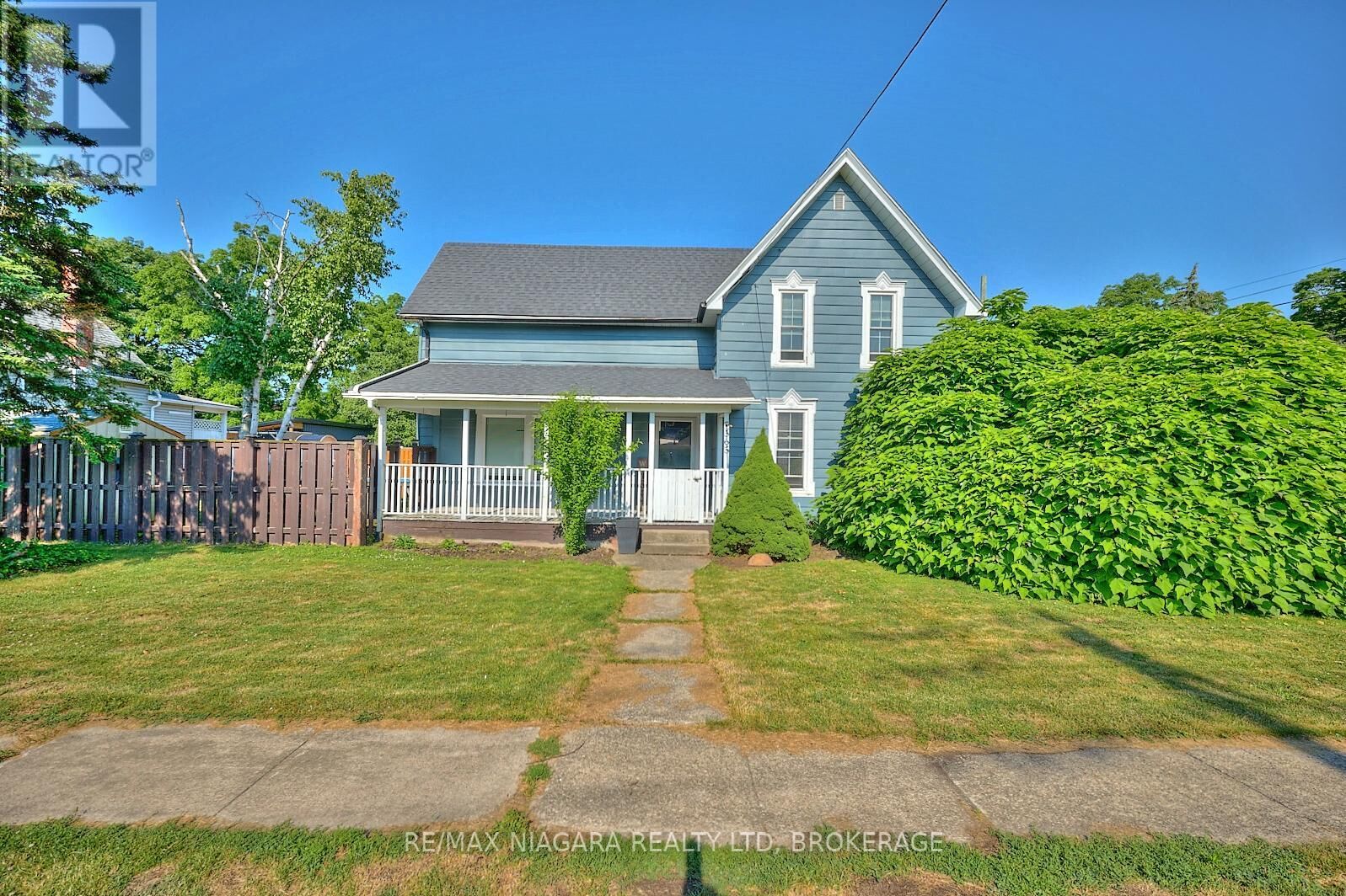 Property Photo:  365 South Mill Street  ON L0S 1N0 