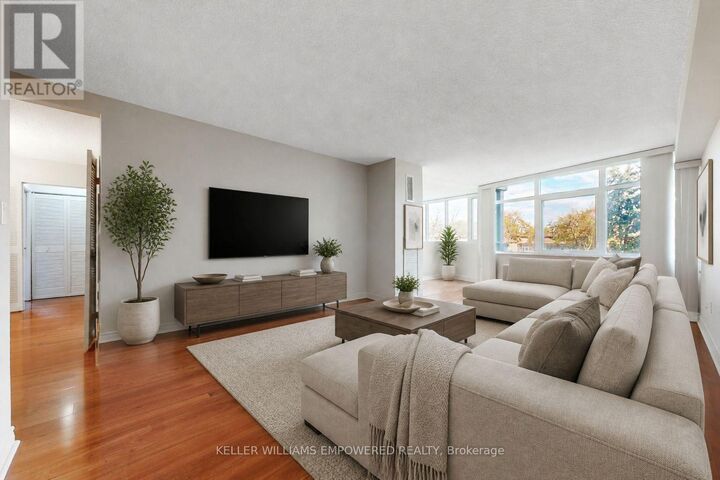 Property Photo: 90 Fisherville Road 203 ON M2R 3J9