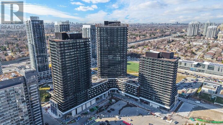 Property Photo:  18 Esther Shiner Boulevard 736  ON M2K 0J7 