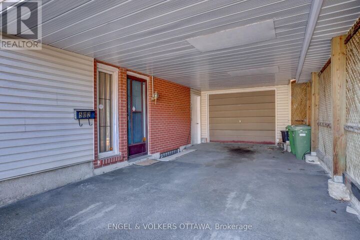 Property Photo:  504 Hilson Avenue  ON K1Z 6C7 