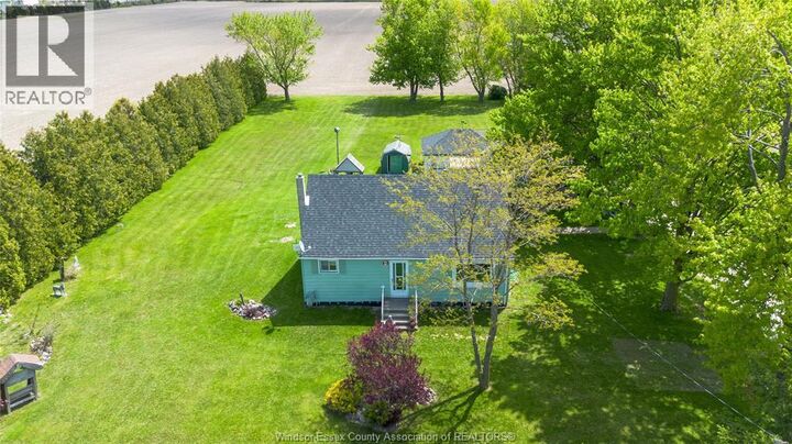 Property Photo:  1224 Lakeshore Road 107  ON N8X 2X7 