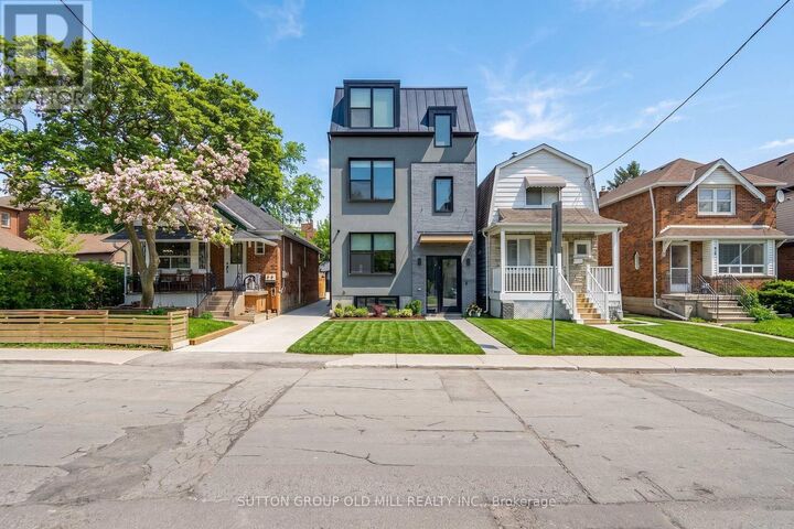 Property Photo:  625 Harvie Avenue 01  ON M6E 4M4 