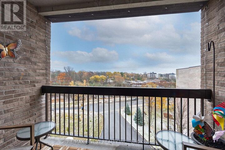 Property Photo:  358 Queen Mary Road 605  ON K7M 7E8 