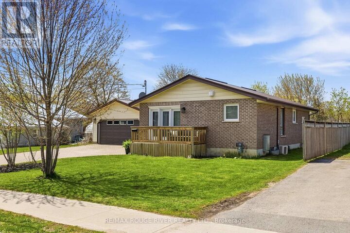 Property Photo:  19 Caroline Street  ON K9V 1T2 
