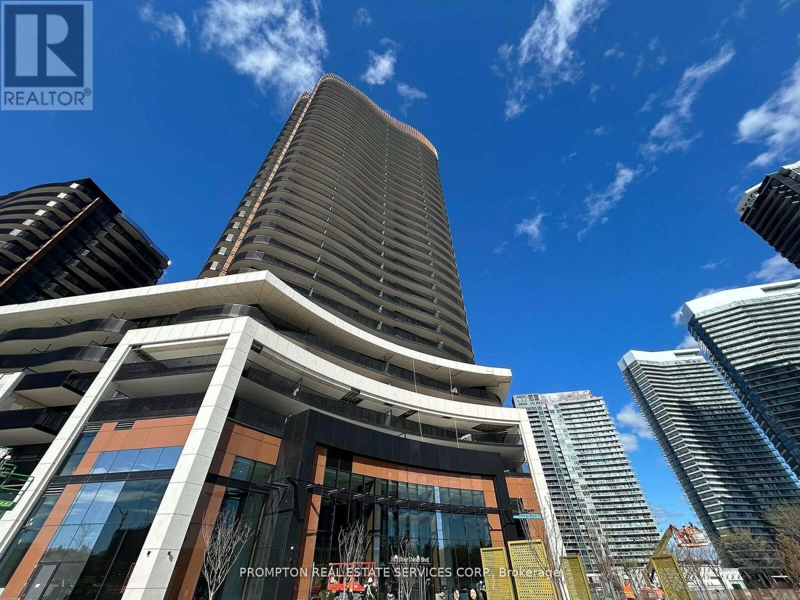Property Photo:  75 Billes Heights 331  ON M2K 0J8 