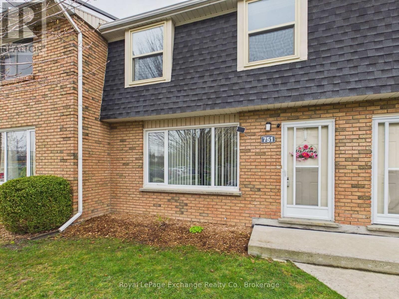 Property Photo:  751 Walsh Street  ON N2Z 1R2 