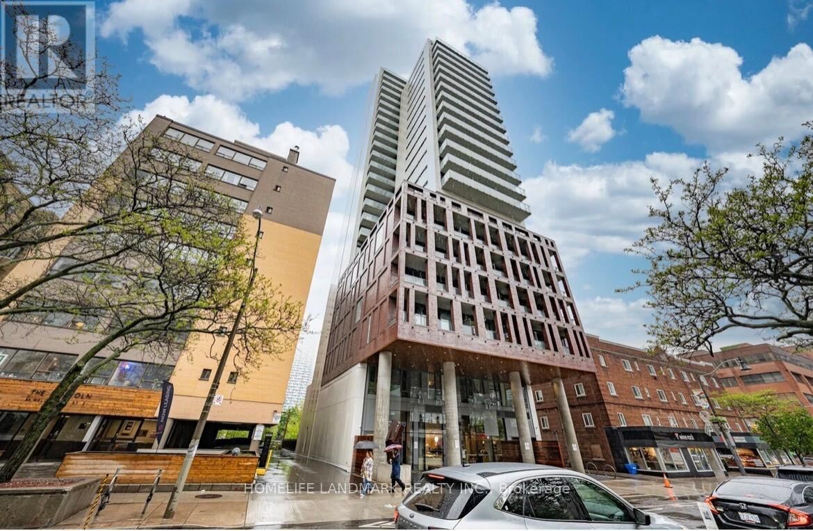 Property Photo:  81 Wellesley Street East 307  ON M4Y 0C5 