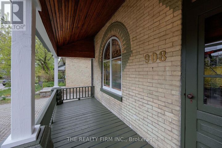 Property Photo:  908 Dufferin Avenue  ON N5W 3K2 