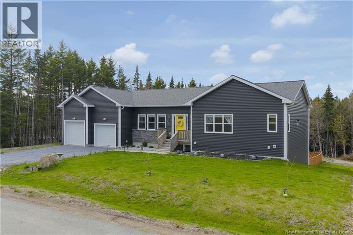 Property Photo:  65 Kimberly Street  NB E2N 0B4 