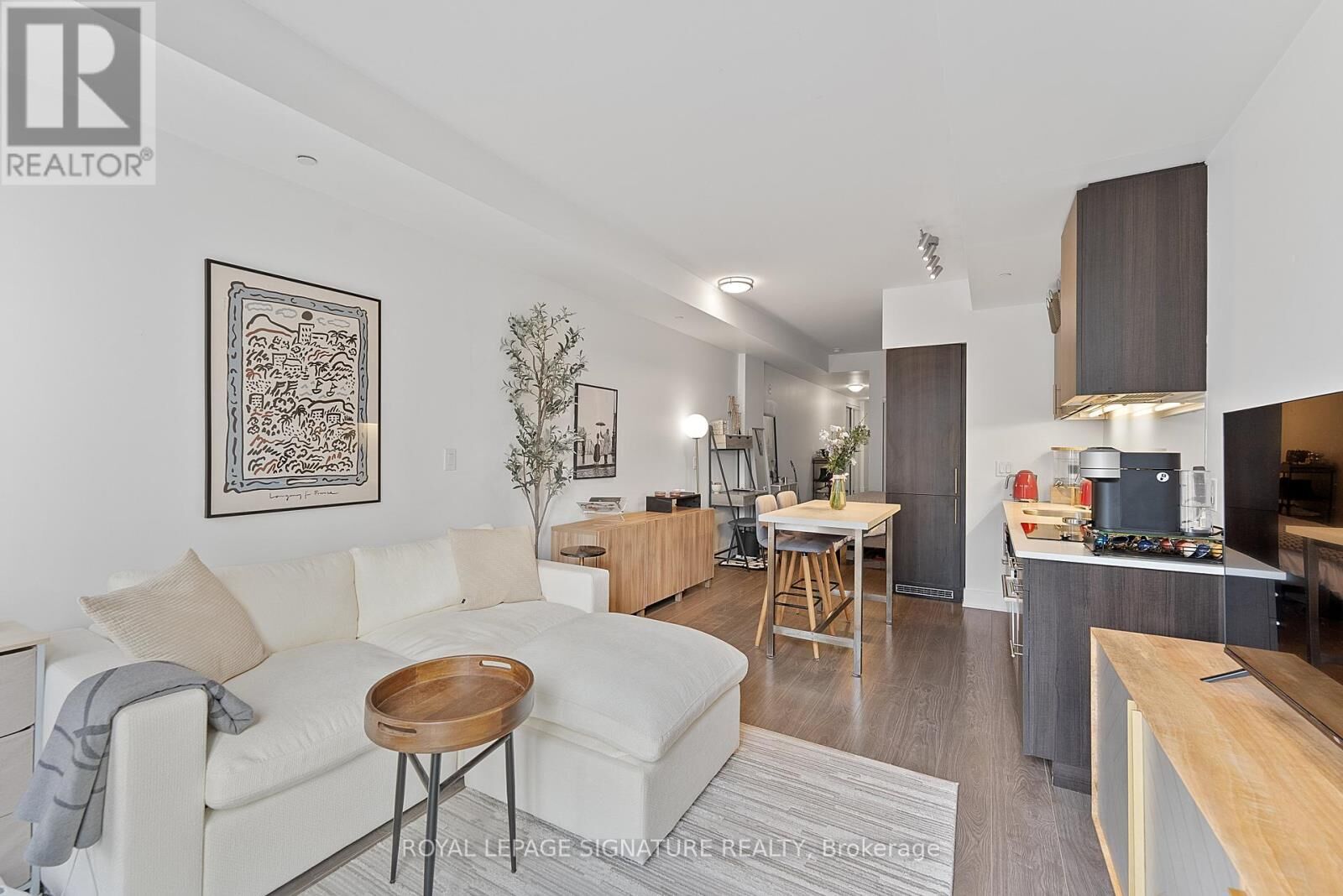 Property Photo:  508 Wellington Street West 301  ON M5V 0K8 