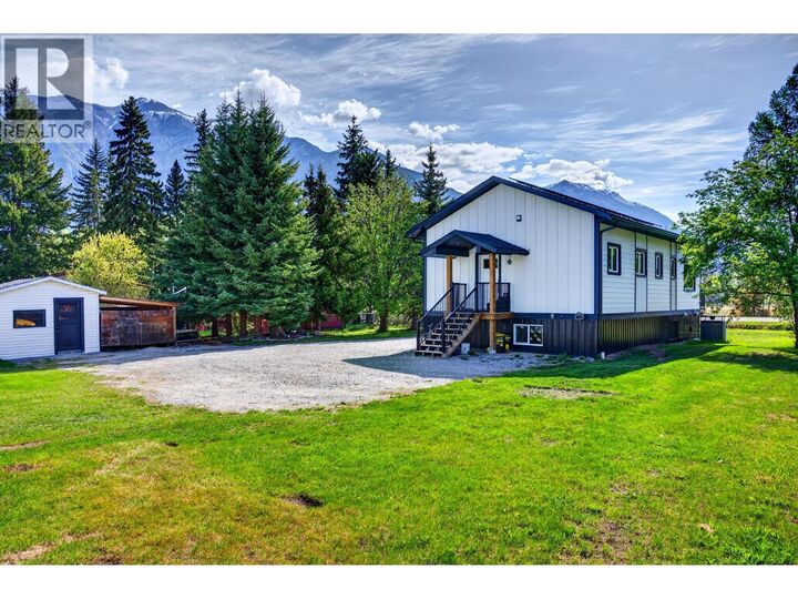 Property Photo: 888 Canyon Creek Road BC V0A 1H2