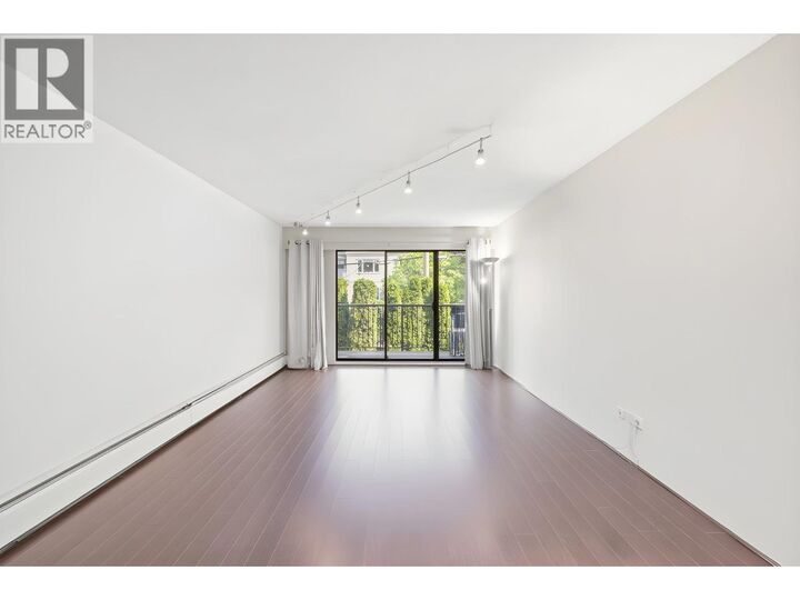 Property Photo:  1585 East 4th Avenue 205  BC V5N 1J9 