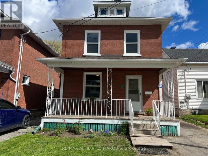 58 William Street West — photo 1