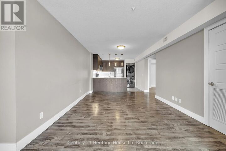 Property Photo:  34 Brock Street 201  ON N4S 1J5 