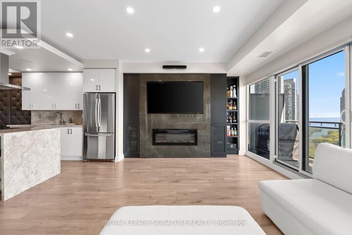 Property Photo:  165 Legion Road 2128  ON M8Y 0B3 