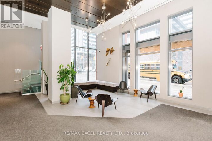 Property Photo:  170 Sumach Street 1307  ON M5A 0C3 
