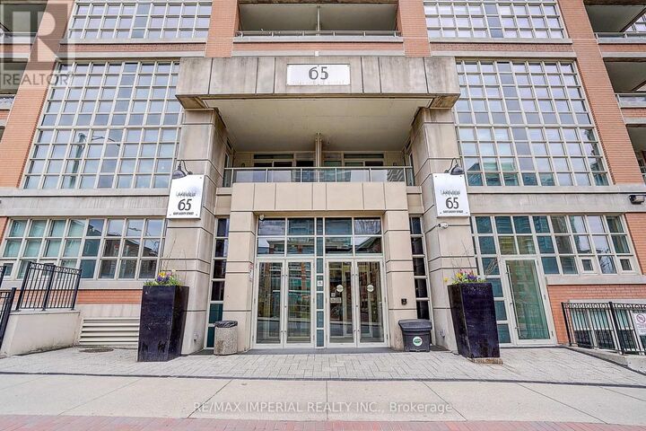 Property Photo:  65 East Liberty Street 417  ON M6K 3R2 