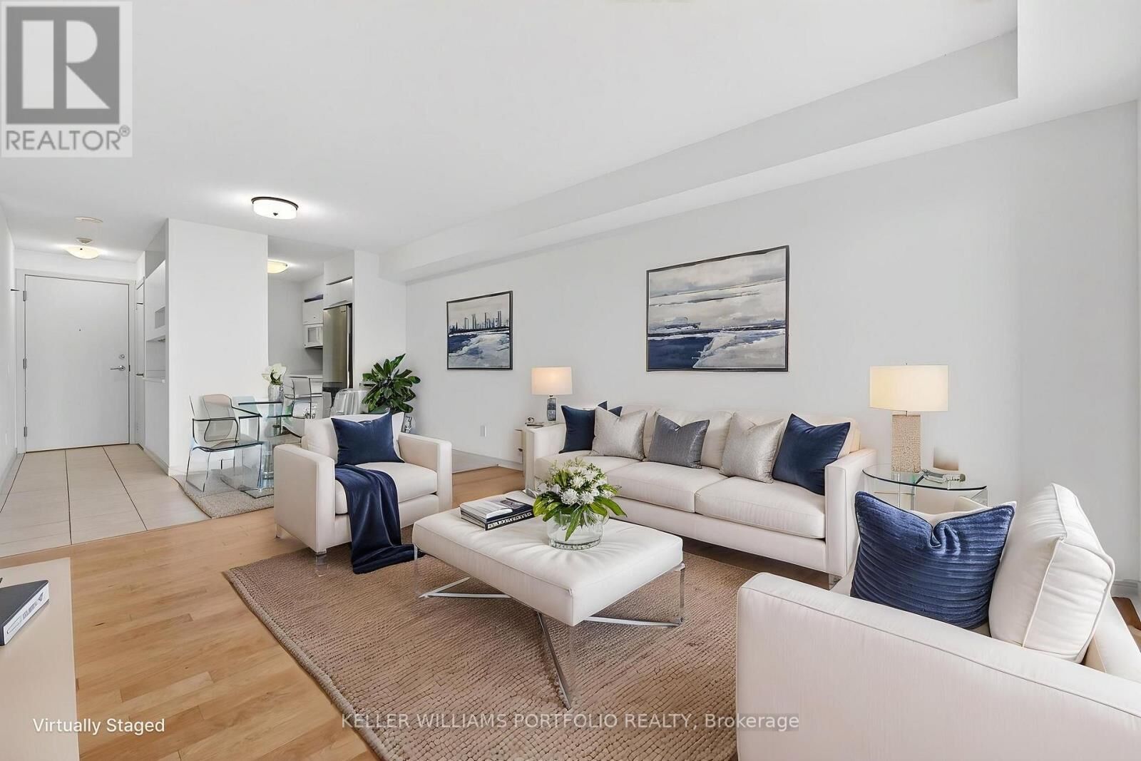 Property Photo:  61 Heintzman Street 819  ON M6P 5A2 