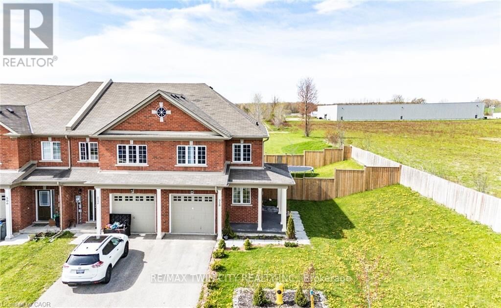 Property Photo:  518 Krotz Street West  ON N4W 0J4 