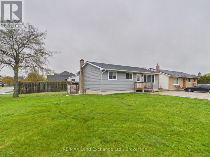 Property Photo:  490 St Albert Street  ON N2Z 2W6 