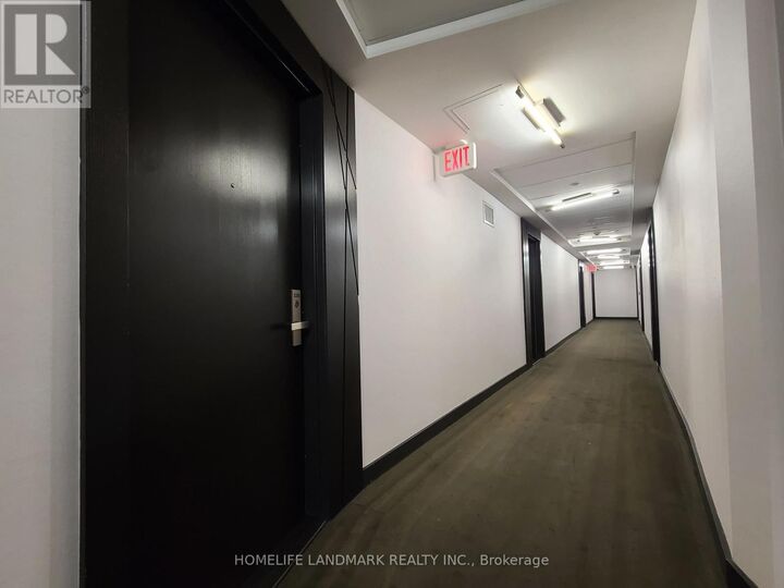 Property Photo:  125 Peter Street 2205  ON M5V 0M2 