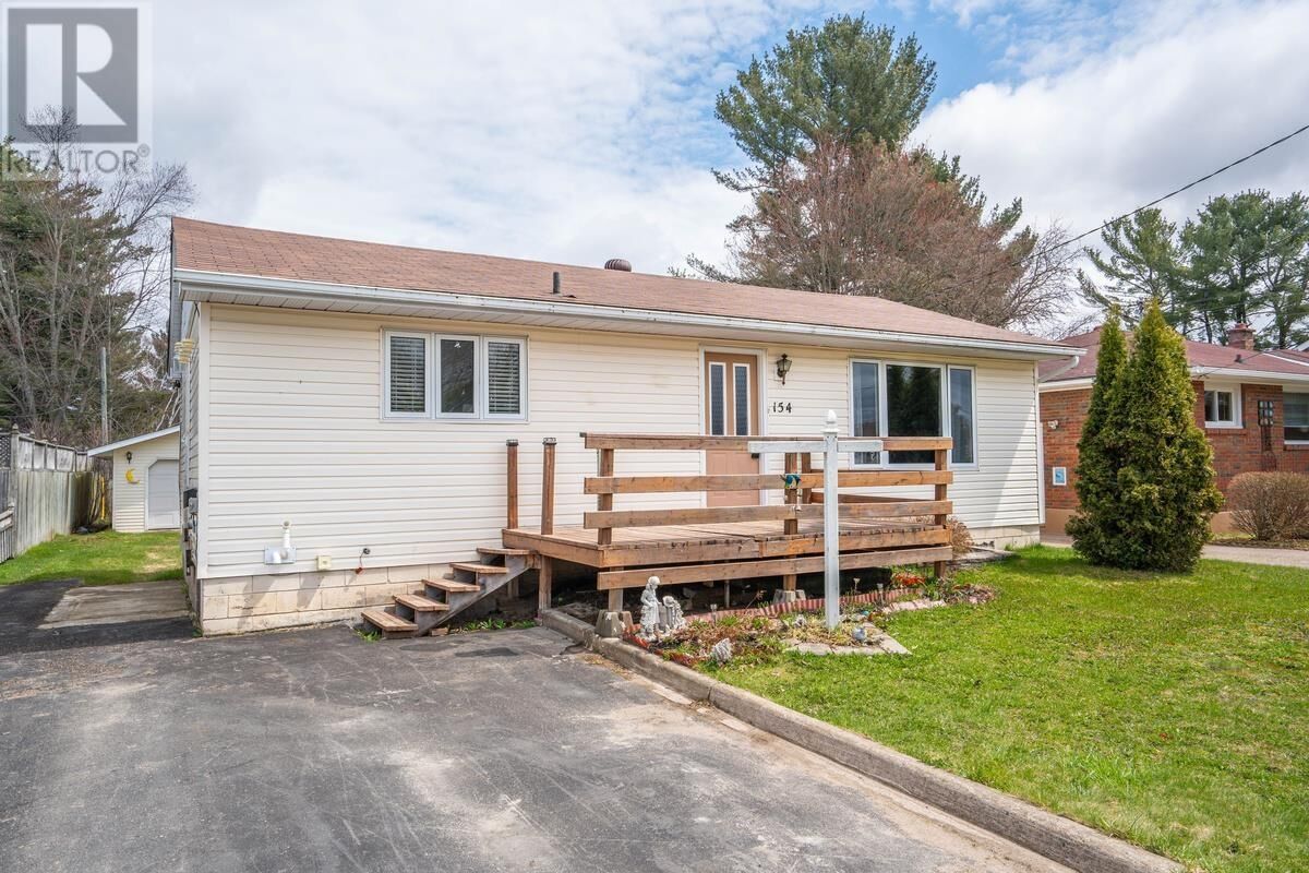 Property Photo:  154 Manitou Dr  ON P6B 5K9 