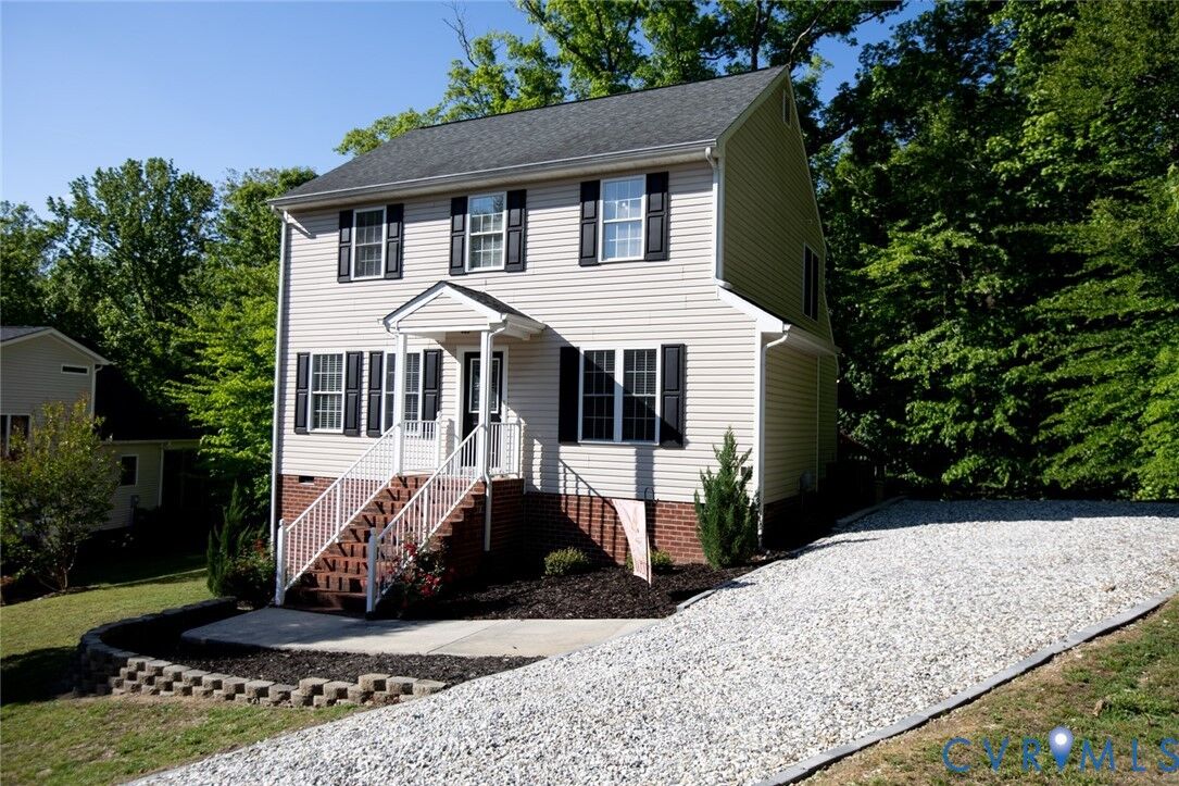 Property Photo: 110 Russells Way VA 23901