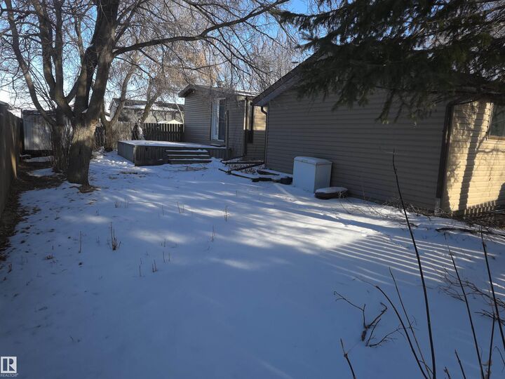 Property Photo:  4506 48 Avenue  AB T0C 2P0 