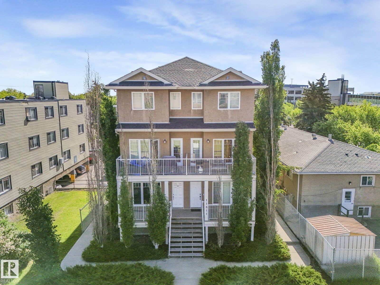 Property Photo:  11811 106 Street NW 3  AB T5G 2R2 