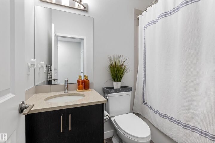 Property Photo: 4853 Kinney Road SW AB T6W 5G3