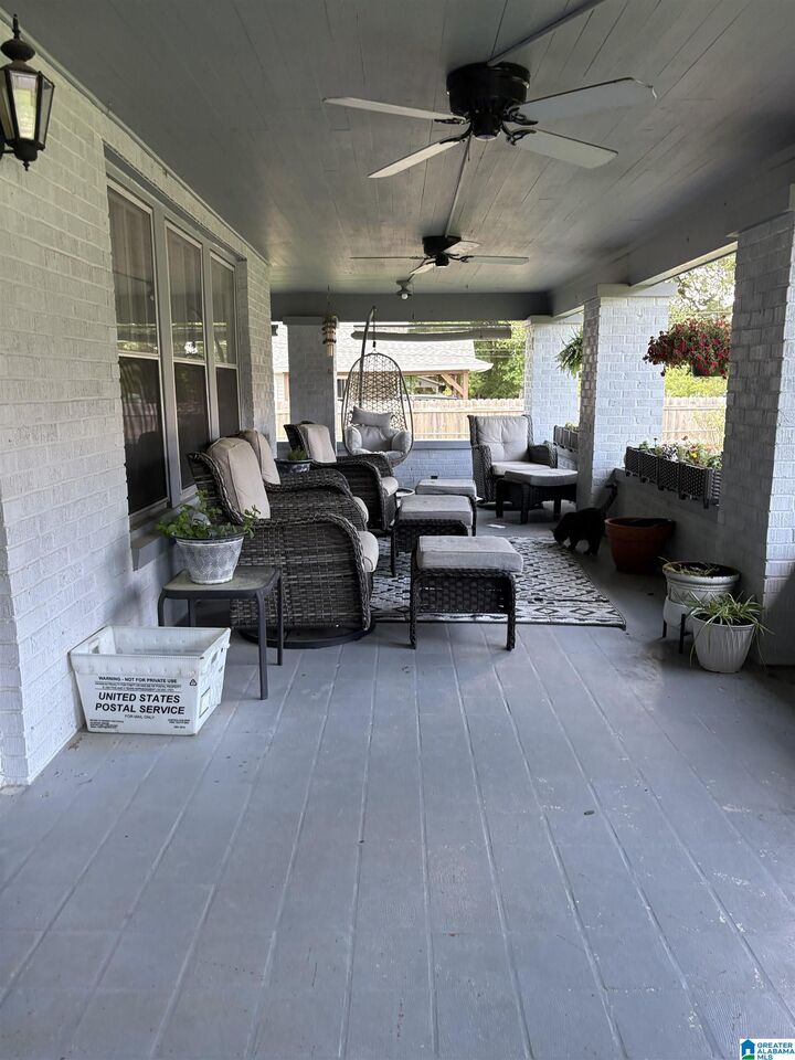 Property Photo:  365 N River Street  AL 35960 