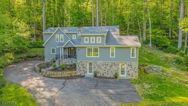 Property Photo:  26 Woodland Rd  NJ 07926 