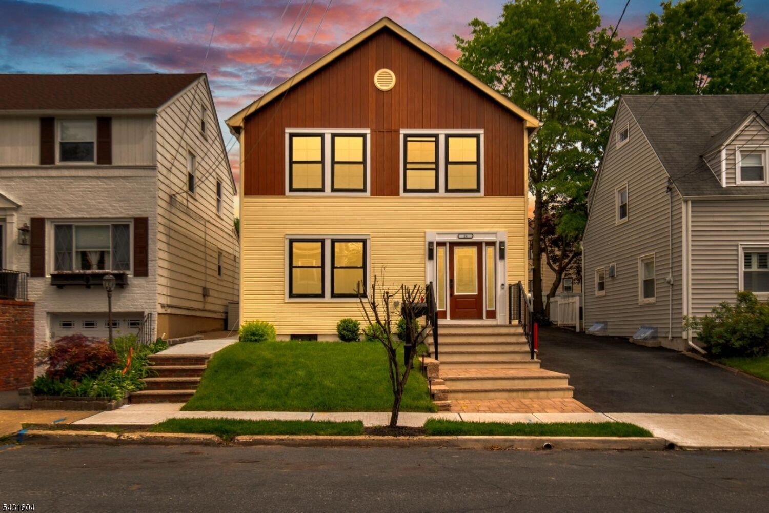 Property Photo:  24 Overlook Ter  NJ 07040 