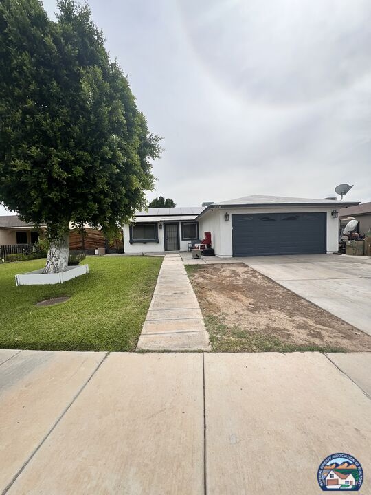 Property Photo:  1004 Joshua Ave  CA 92227 
