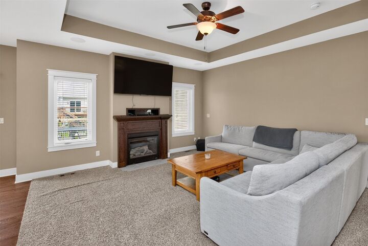 Property Photo:  5008 NE Ledgestone Drive  IA 50021 