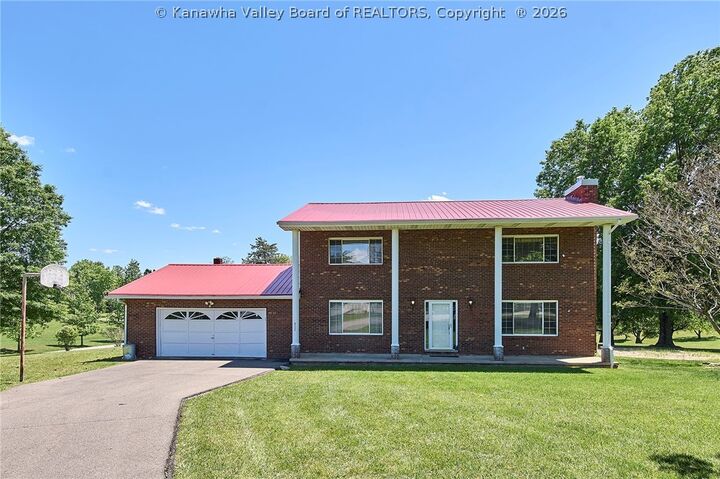 Property Photo: 2180 Cross Creek Road WV 25033