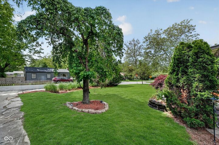 Property Photo:  2206 E Northgate Street  IN 46220 