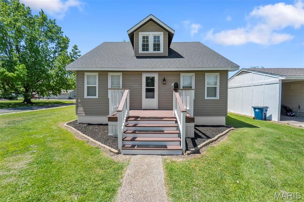 Property Photo: 401 N 3rd Street MO 63740