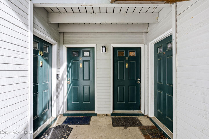 Property Photo:  37 Morgan Place  NJ 08816 