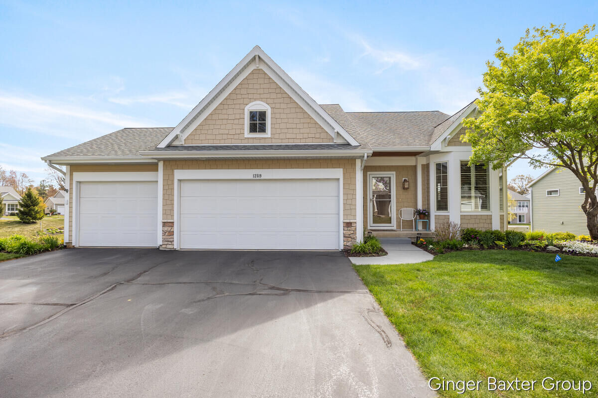 Property Photo: 12519 Retreat Drive MI 49417
