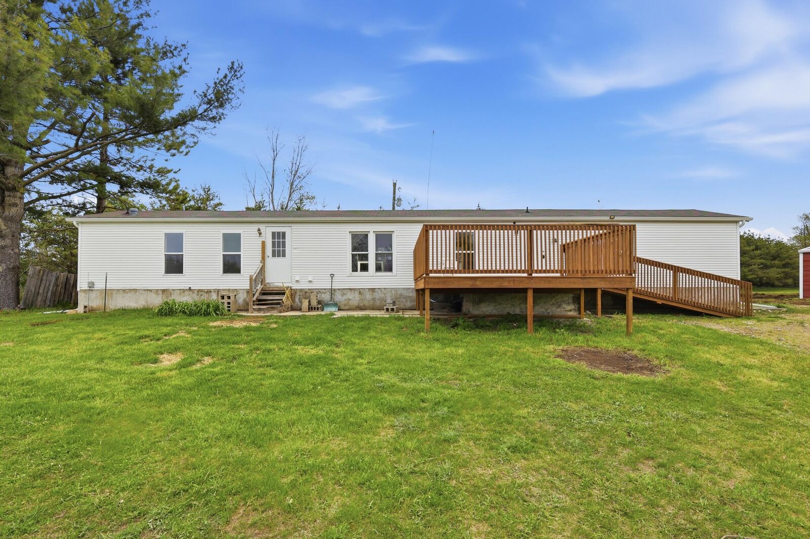 Property Photo: 2220 30th Avenue MI 49310