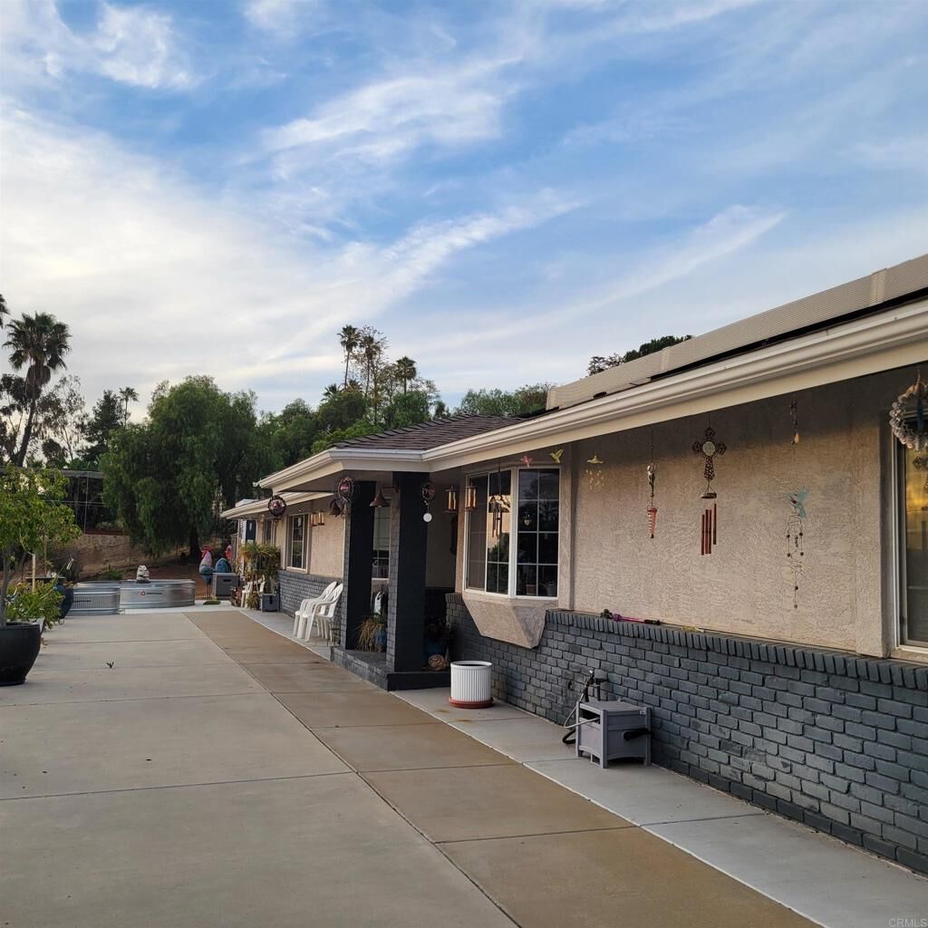 Property Photo:  2318 Orchard Avenue  CA 92019 